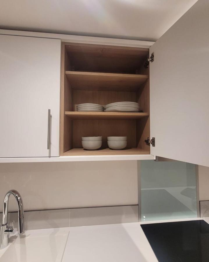 Luxury 1 Bed Apartment In The Heart Of Rochester Wainscot Eksteriør bilde